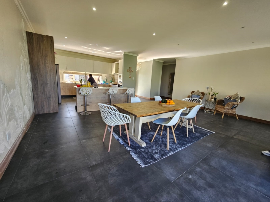 5 Bedroom Property for Sale in St Helena Free State